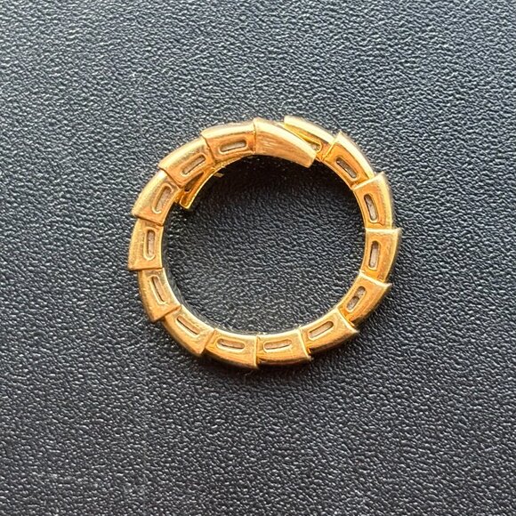 Bvlgari Serpenti Viper 18K Yellow Gold Wrap Ring. - Picture 8 of 9